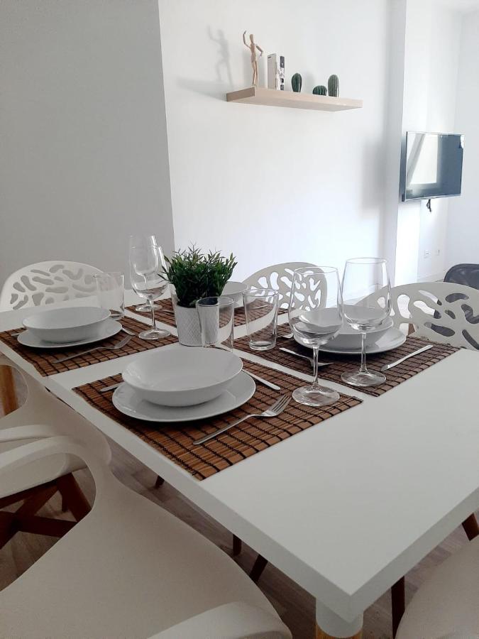 Central & Beautiful Apartment By Dv Properties #P2 マラガ エクステリア 写真