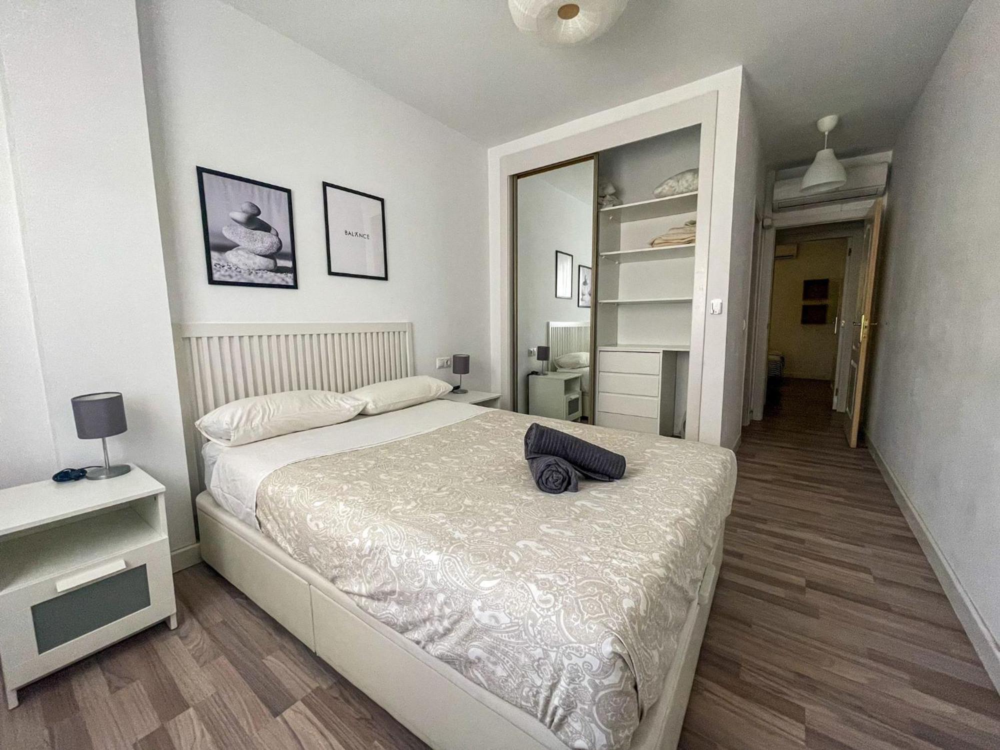 Central & Beautiful Apartment By Dv Properties #P2 マラガ エクステリア 写真