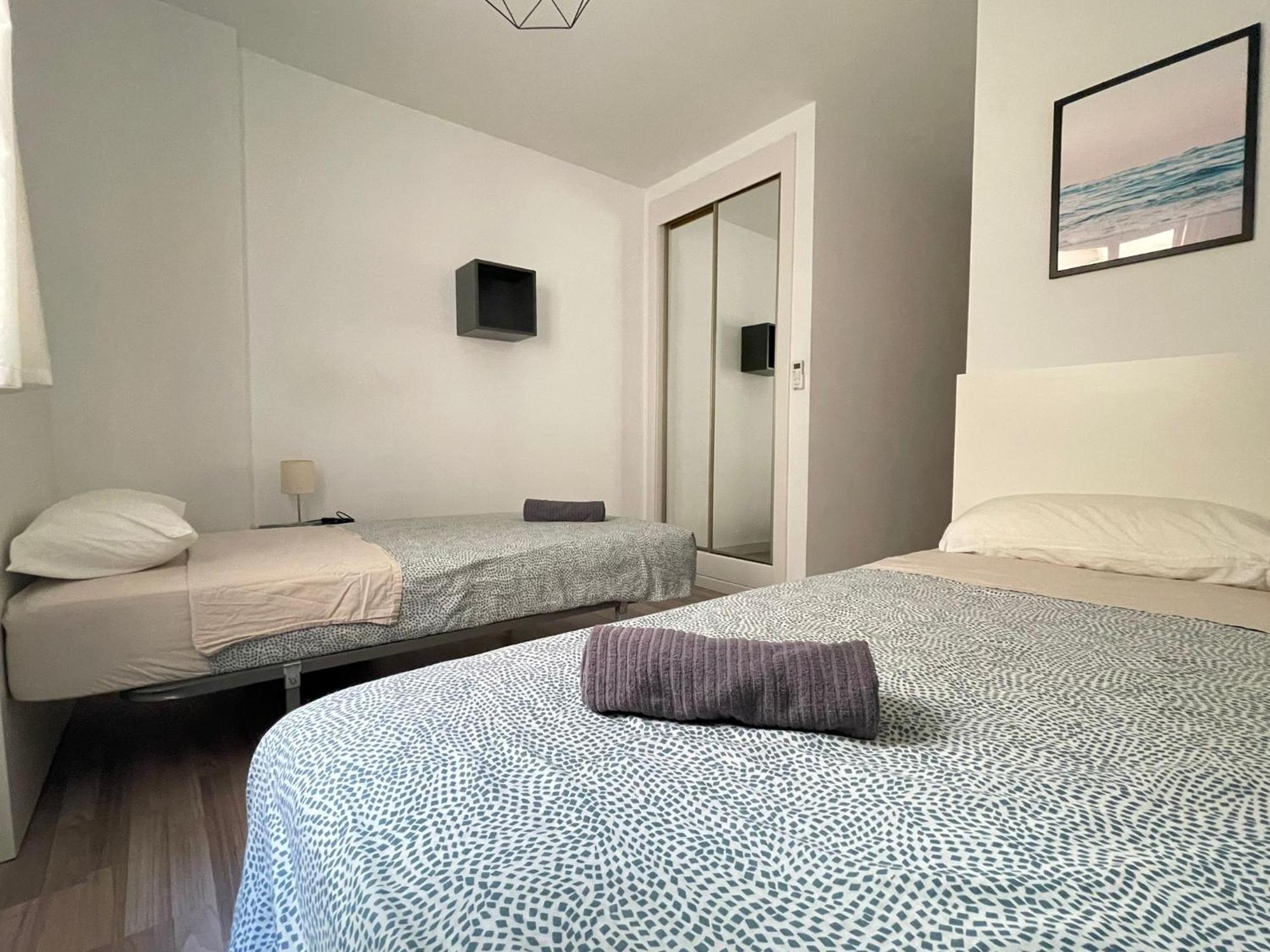 Central & Beautiful Apartment By Dv Properties #P2 マラガ エクステリア 写真